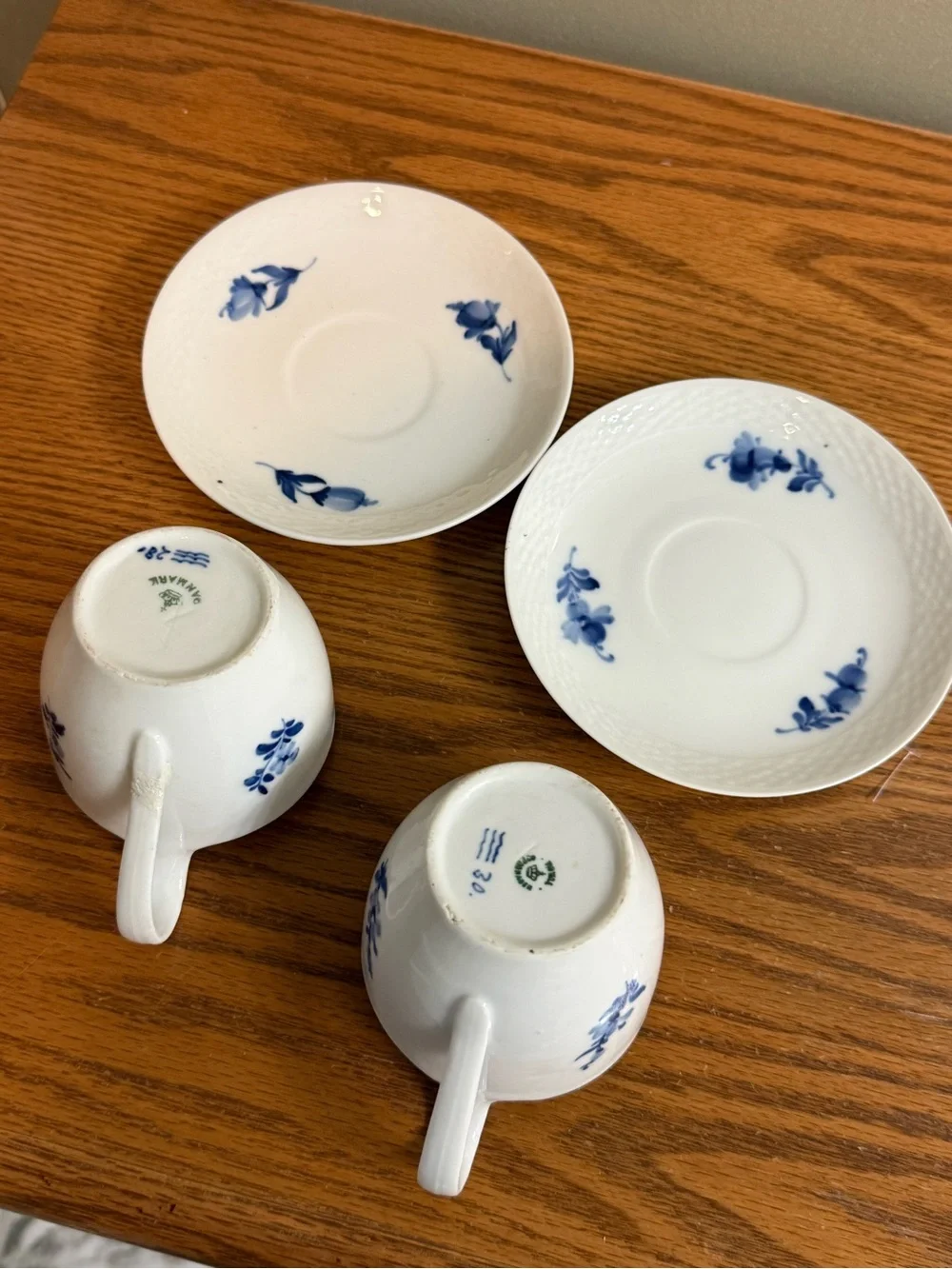 Vintage Pair 2 Sets Royal Copenhagen Blue Flowers Angular Cup Saucer Design 8193